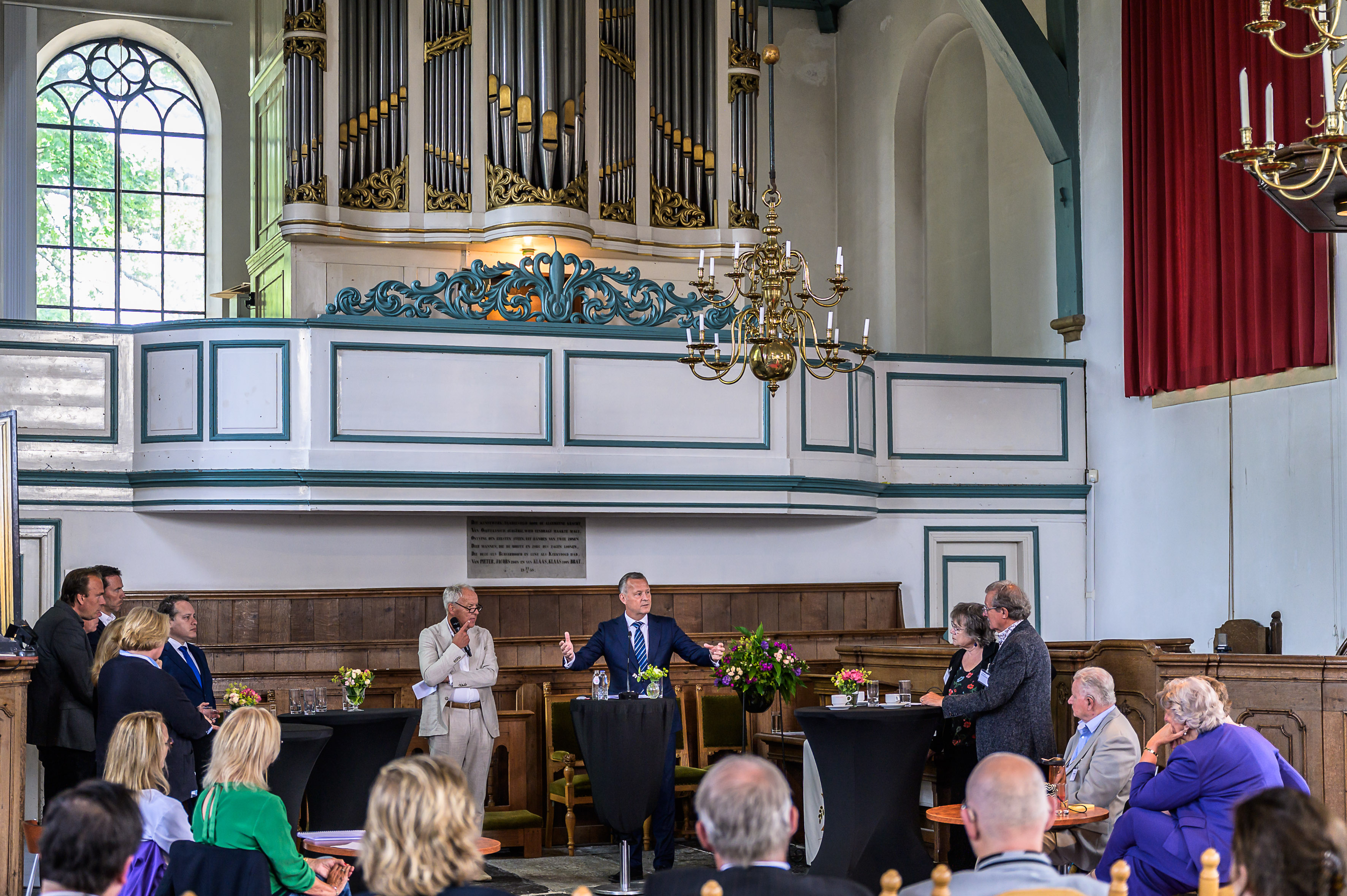 De CdK in gesprek met inwoners in de Grote kerk